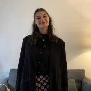 Clara, babysitter à Bricqueville sur Mer