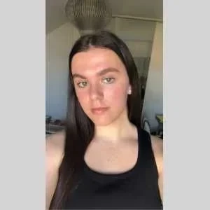 Olivia, babysitter à Saint Colomban