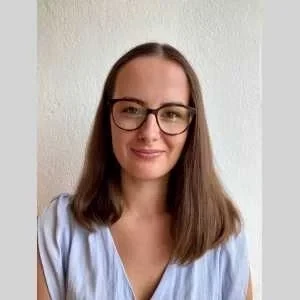 Lucile, babysitter à Ferney Voltaire