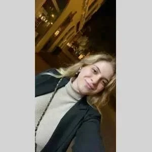 Lea, babysitter à Durrenentzen