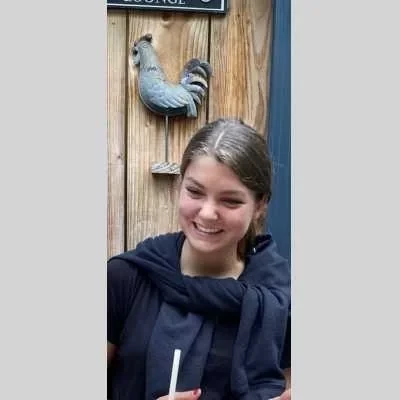 Eva , babysitter à Beauzelle