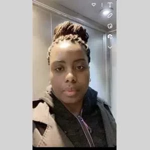 Joanne, babysitter à Bagnolet