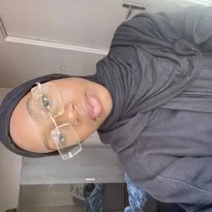 Doussou, babysitter à La Courneuve