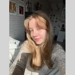 Emma, babysitter à Saint Medard en Jalles