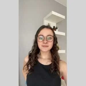 Julie, babysitter à Saint Mars la Reorthe