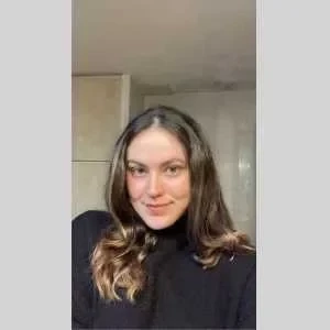 Betty, babysitter à Neufmoutiers en Brie