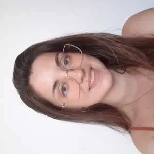 Lucie, babysitter à Aubord