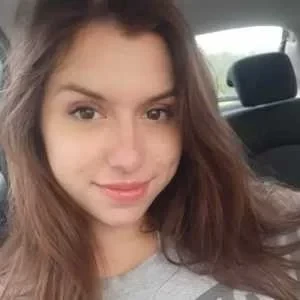 Chloé, babysitter à Choisy en Brie