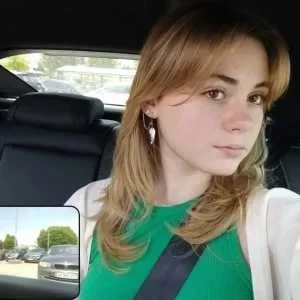 Lili-rose, babysitter à Elancourt