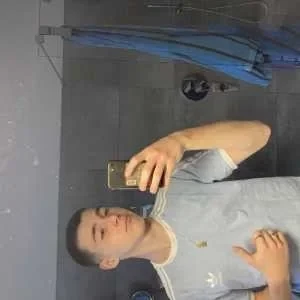 Alexis, babysitter à Courbevoie