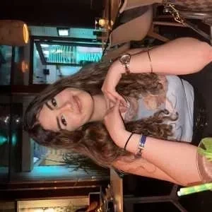 Lehna , babysitter à Montfermeil