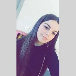 Djennyfer, babysitter à Arques la Bataille