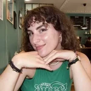 Clémence, babysitter à Deluz