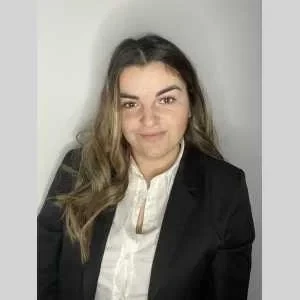 Sarah, babysitter à Montlhery