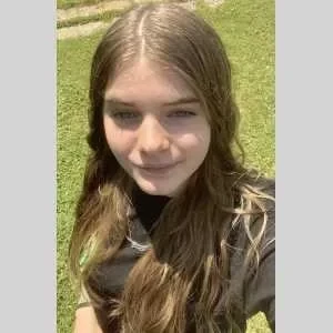 Audrey, babysitter à La Chaussee Saint Victor