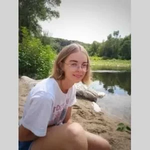 Elise, babysitter à Landaul