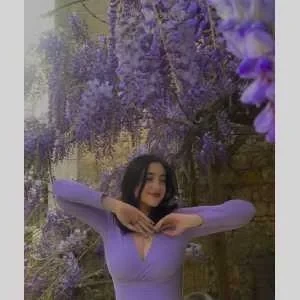 Carla, babysitter à Izon