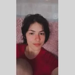 Manon , babysitter à Muncq Nieurlet