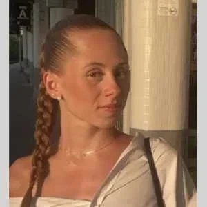 Méline , babysitter à Eaubonne