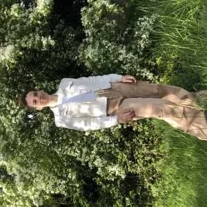 Lorie, babysitter à Pont Pean