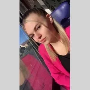 Lindsay, babysitter à Saint Die des Vosges