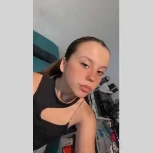 Chiara, babysitter à La Roquette sur Siagne