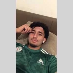 Samy, babysitter à Marseille