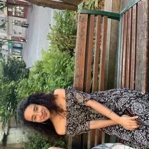 Aya, babysitter à Suresnes