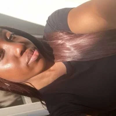 Yvana, babysitter à La Queue en Brie