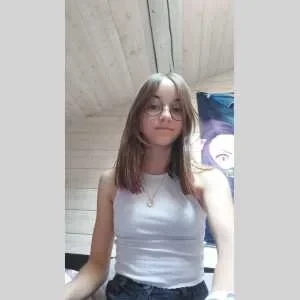 Louna, babysitter à Oree d Anjou