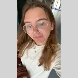 Lisa marie, babysitter à Gennes sur Seiche