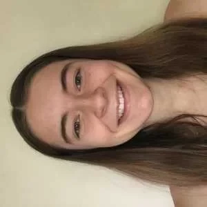 Giulia, babysitter à Aspiran