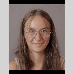 Romane, babysitter à Chateaugiron