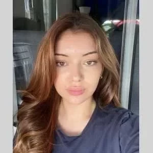 Maryam, babysitter à Paris