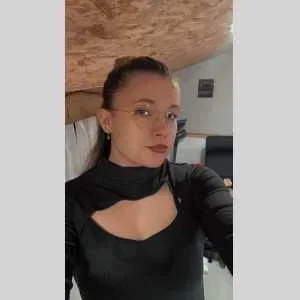 Nolane, babysitter à La Vallee