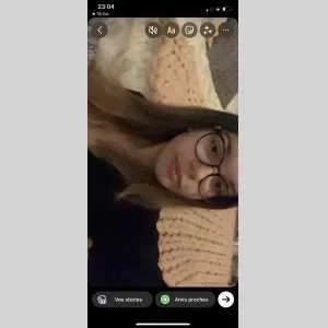 Jade, babysitter à Saujon