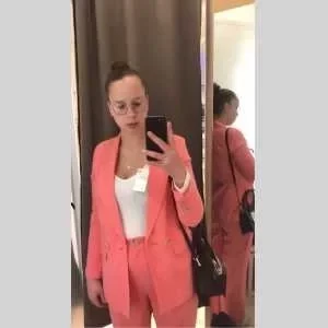 Candys, babysitter à Brioude