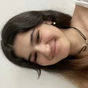 Dora, babysitter à Bailly