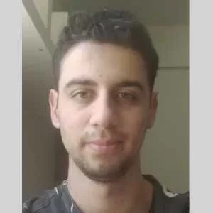 Simon, babysitter à Marseille