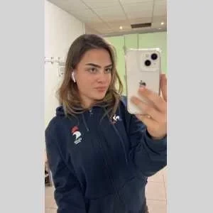 Thais, babysitter à Laval