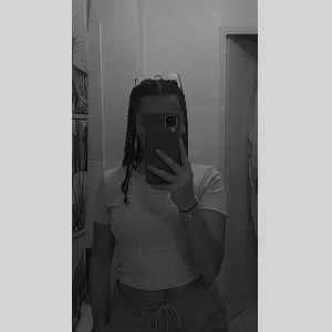 Angeline , babysitter à Meximieux