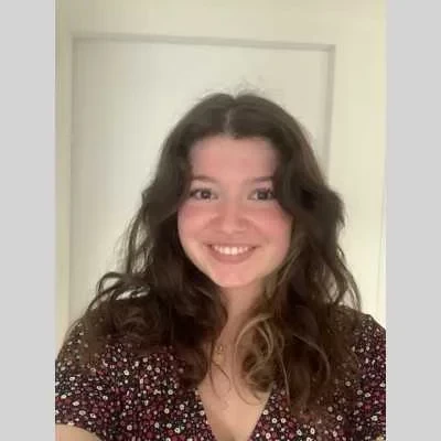 Clémentine, babysitter à Saint Jean de Liversay