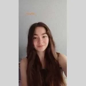 Noémie , babysitter à Bourseul