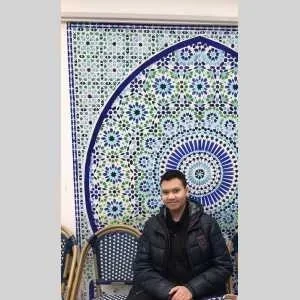 Ali, babysitter à Bordeaux