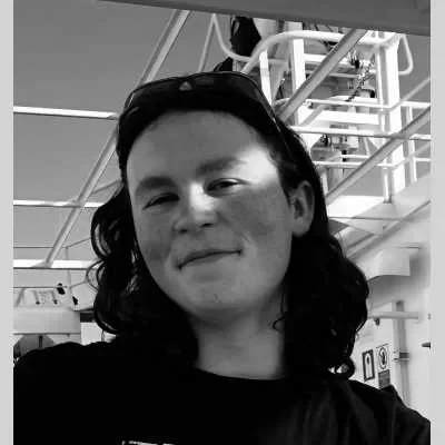 Eliott, babysitter à Montesson