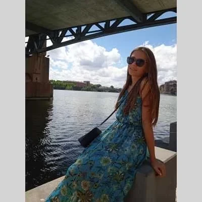 Lana, babysitter à Gemil