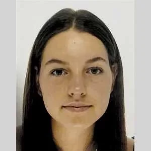 Julia, babysitter à Villeneuve Loubet