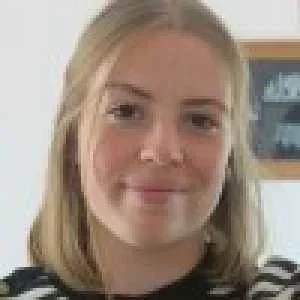 Clara, babysitter à Saint Jean de Braye