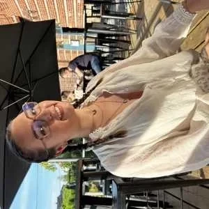 Leopoldine , babysitter à Solesmes