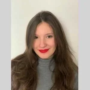 Ilis, babysitter à Le Soler